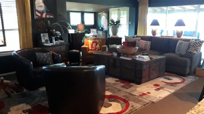 Building Photo - 21010 Stillwood Ct