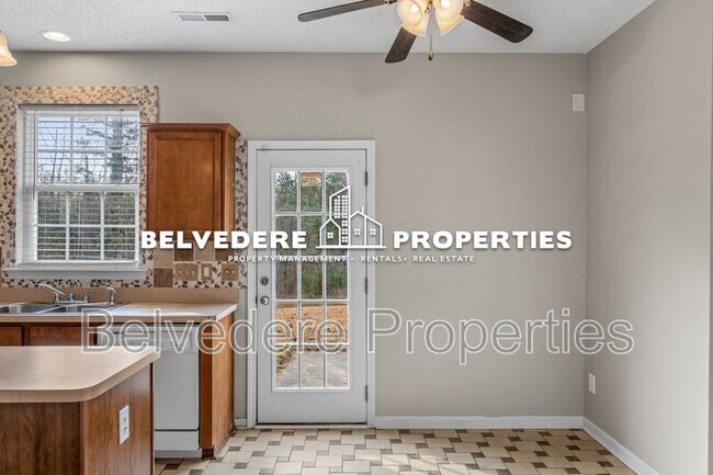 Building Photo - 1434 Waverly St