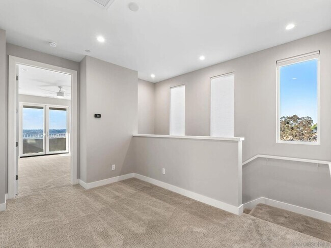 Building Photo - 2954 Copley Ave