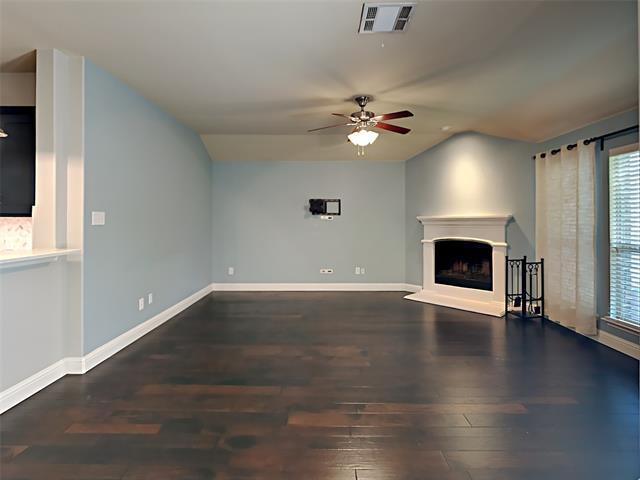 Building Photo - 1103 Bexar Ave