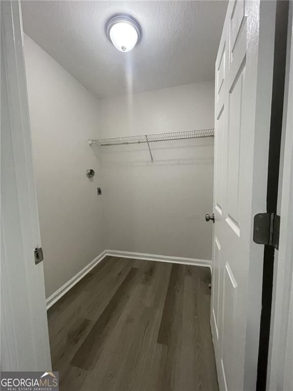 Building Photo - 387 Brookview Dr