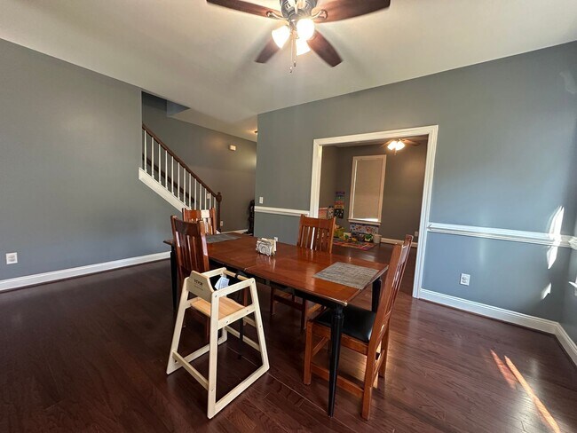 Building Photo - 509 Blue Angel Ct