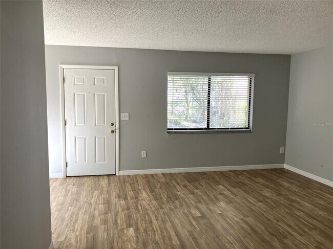 Building Photo - 11703 Raintree Village Blvd