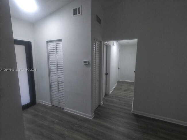 Building Photo - 3060 NW 204th Ln