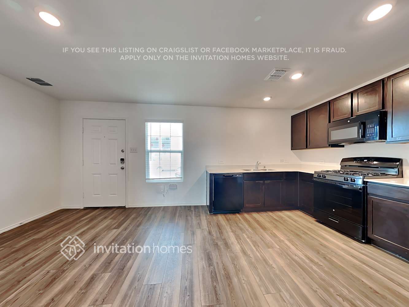 Building Photo - 2930 Greenhorn Ave