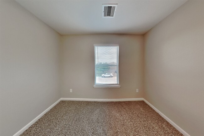 Building Photo - 7734 Pasture Bend Ln