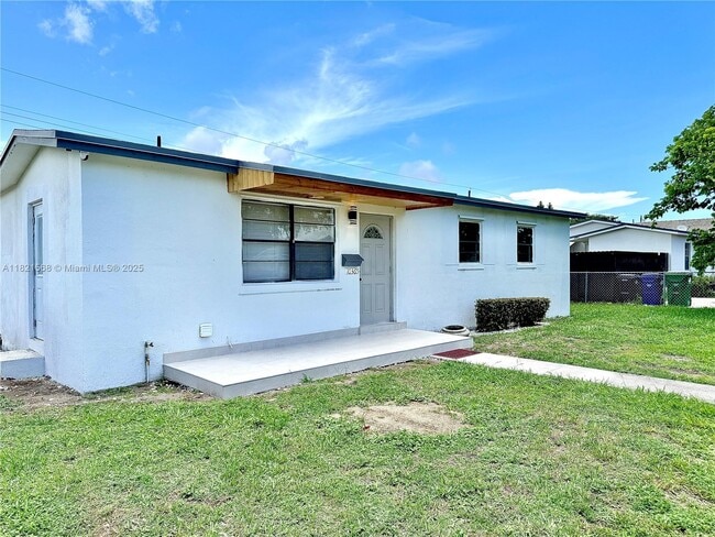 Building Photo - 10365 SW 149th Terrace