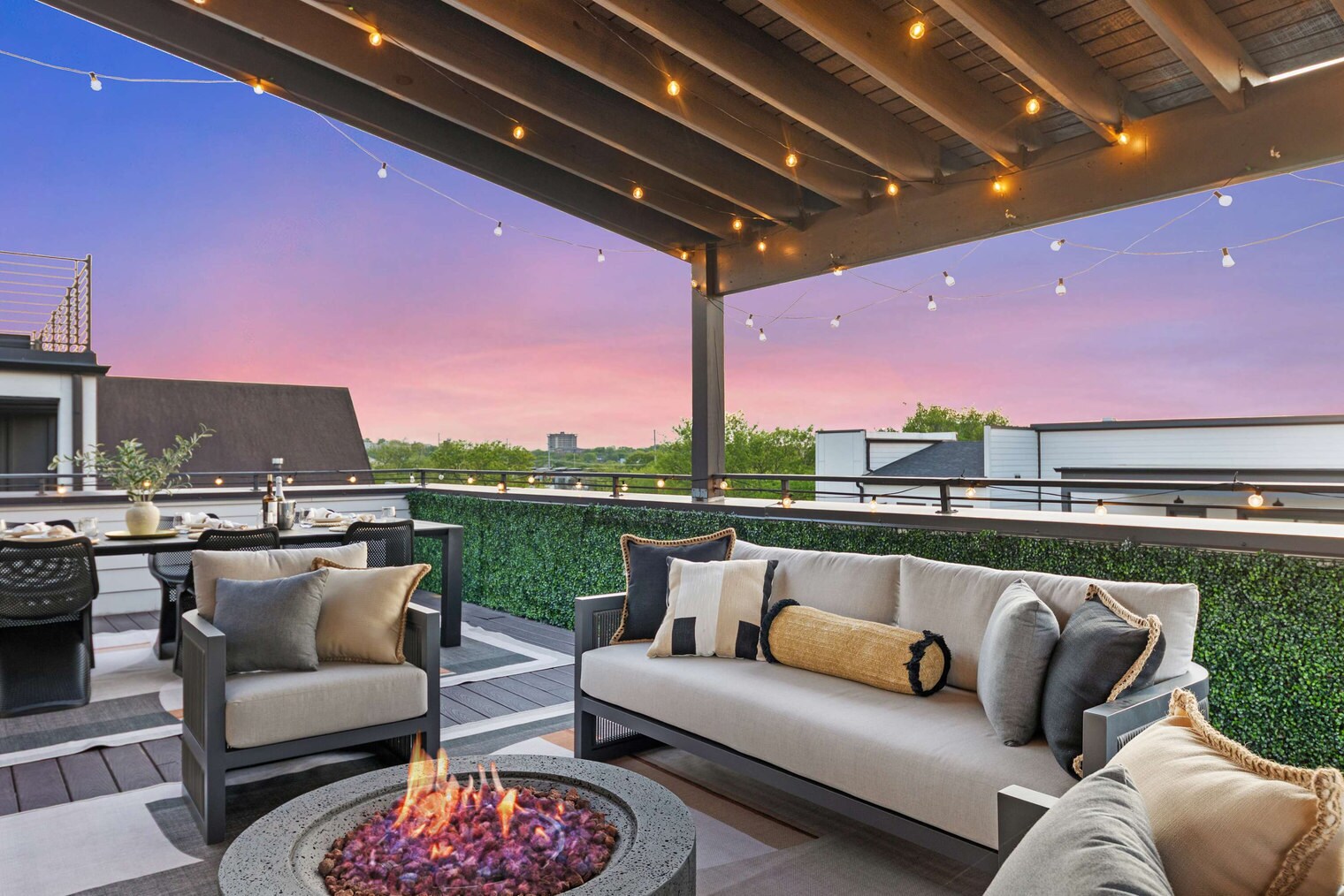 Building Photo - 1015D 12th Ave S