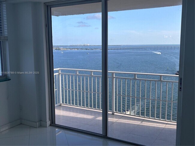 Building Photo - 770 Claughton Island Dr