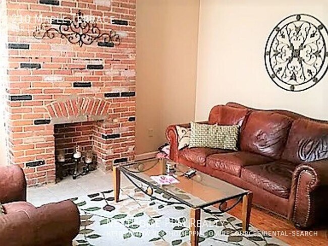 Building Photo - Mt Washington 4 Bedroom 2 Bath just 1 bloc...