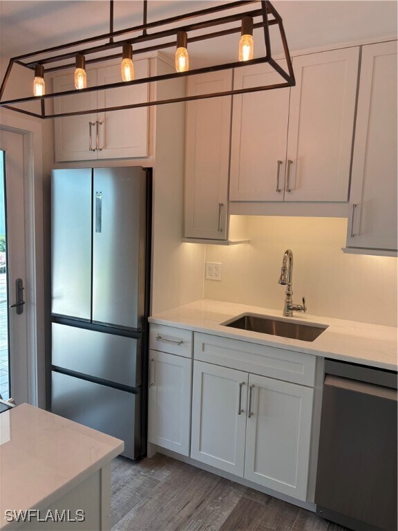 Building Photo - 646 12th Ave S