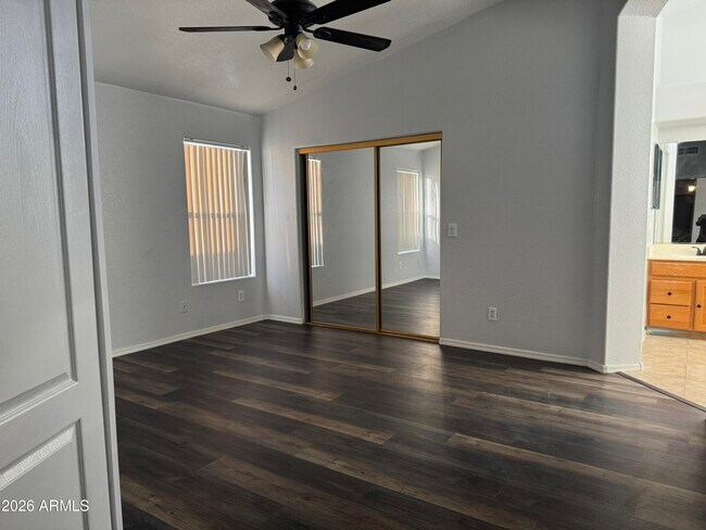 Building Photo - 1710 N 125th Ln