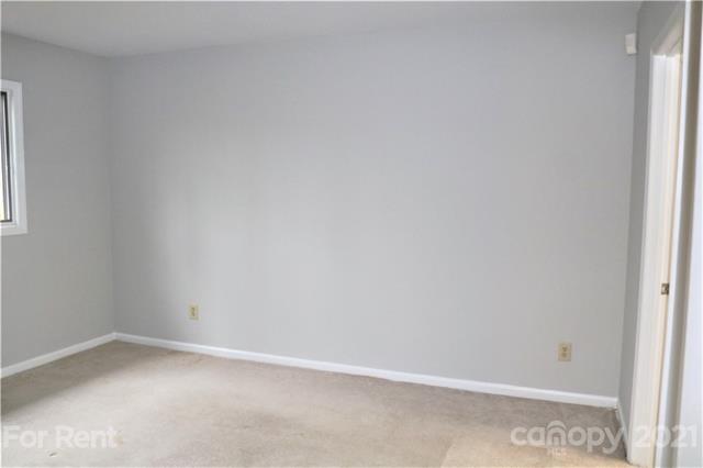 Building Photo - 1847 J Julian Ln