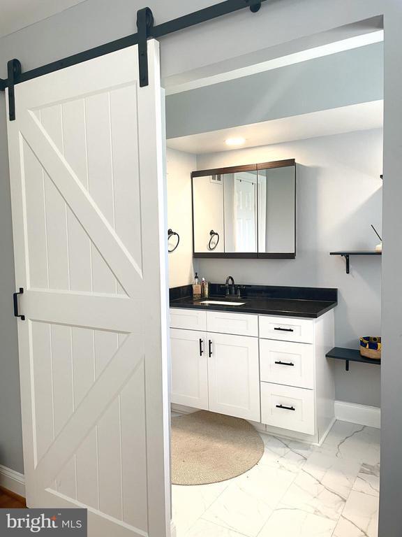 Building Photo - 12826 Camellia Dr