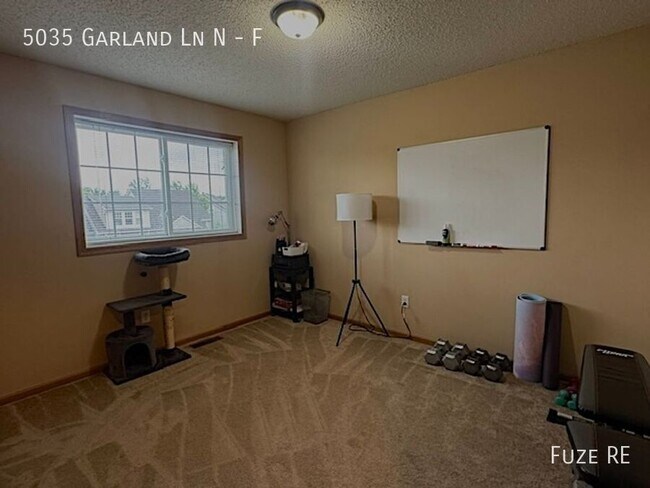 Building Photo - 5035 Garland Ln
