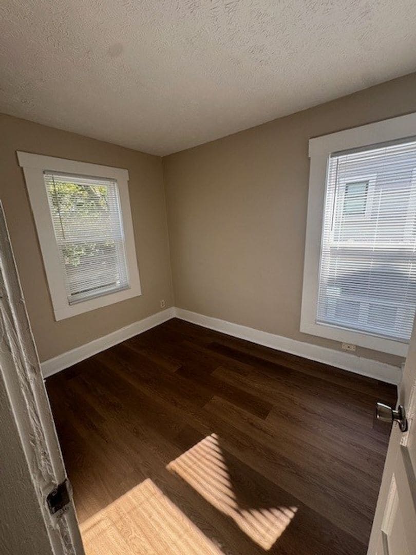 Building Photo - Bates-Hendricks/Newly Remodeled 3 Bedroom ...