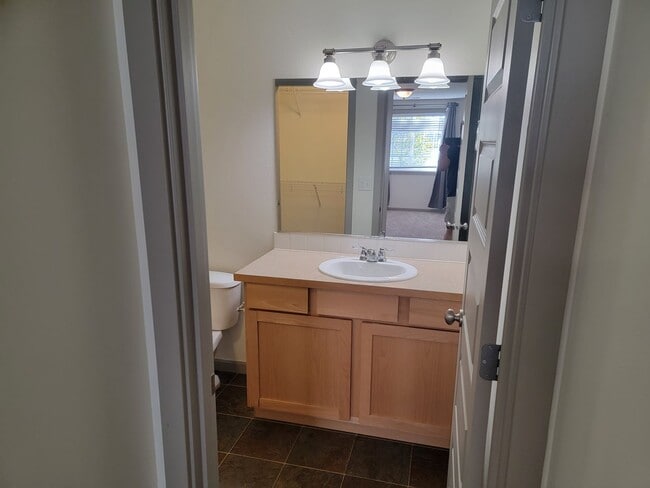 Building Photo - COMING SOON !!! 3 Bed 2 Bath 1500 Sq/Ft home just 10 minutes west of Spokane