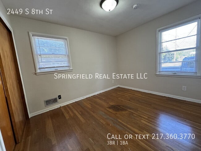 Building Photo - 2449 S 8th St