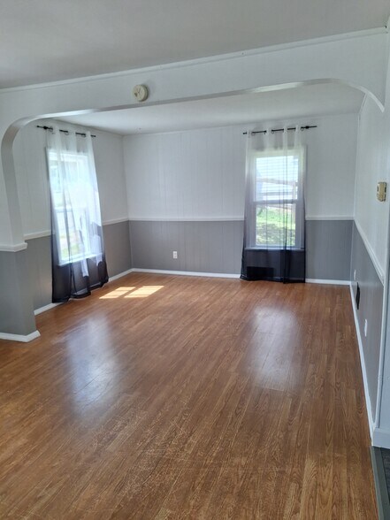 living room - 346 Andrew St