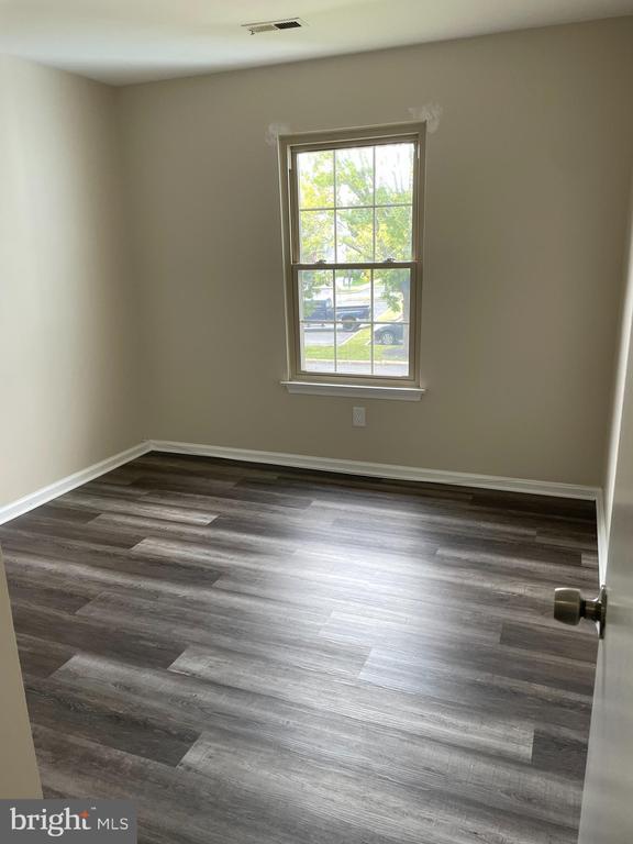 Building Photo - 404 Atlanta Court