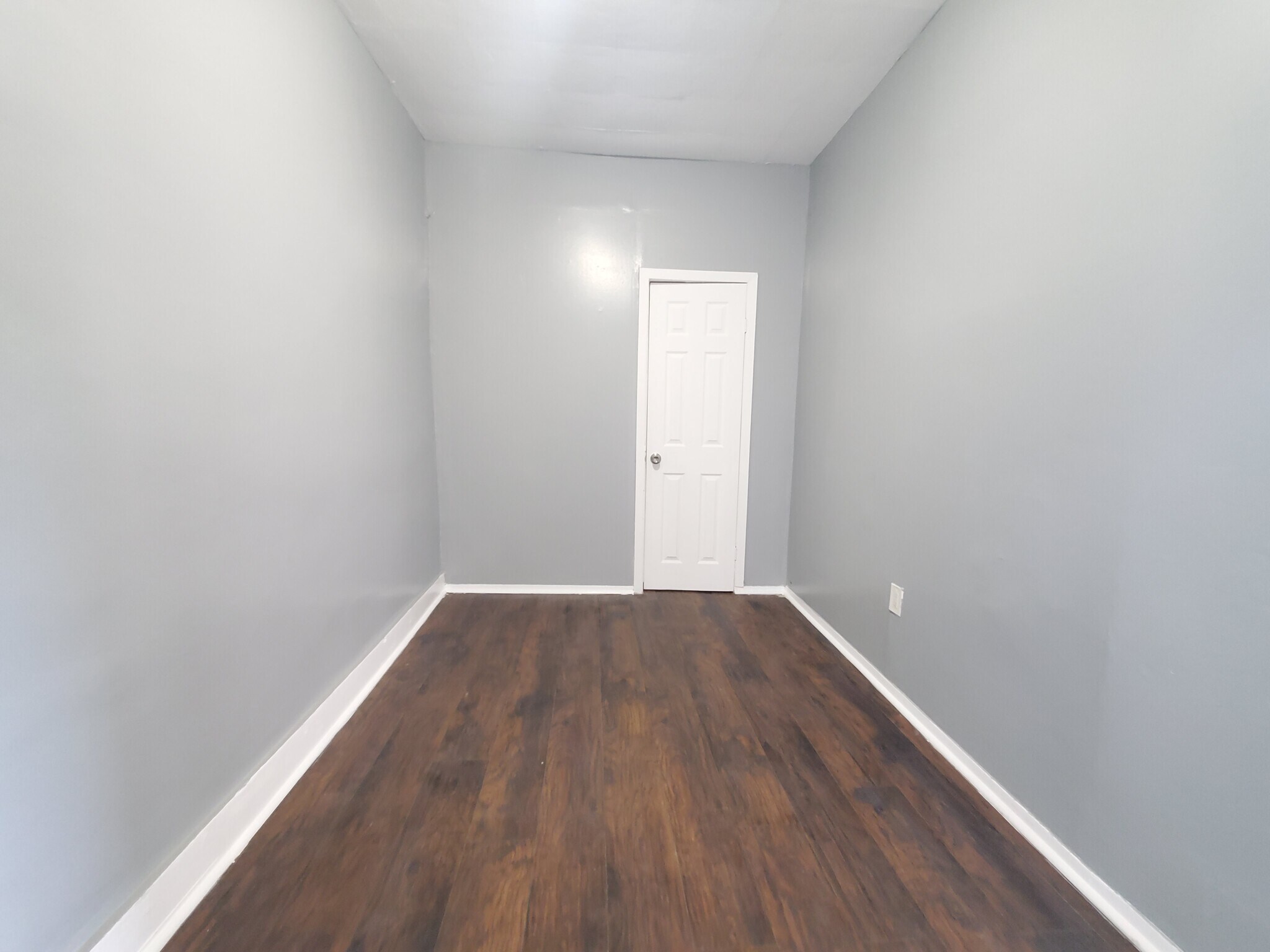 Building Photo - 557 Ocean Ave
