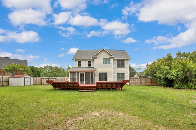 Building Photo - 7924 Lester Dr