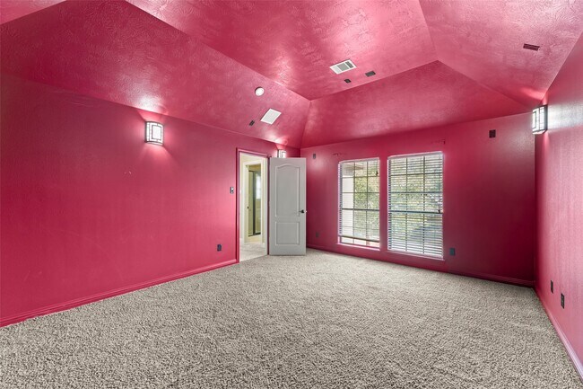 Building Photo - 25314 Greenwell Springs Ln