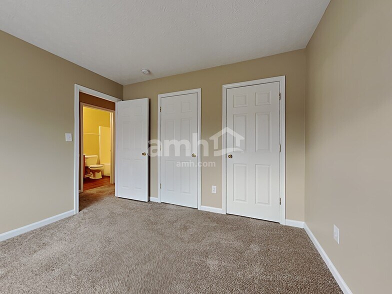 Building Photo - 12232 Carriage Stone Dr