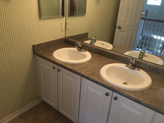 Building Photo - 13754 Voyager Pkwy, Colorado Springs, CO, ...