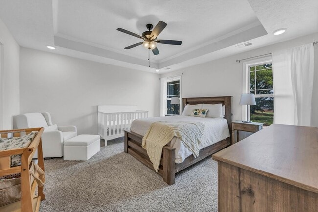 Building Photo - Pet Friendly Three Bedroom!
