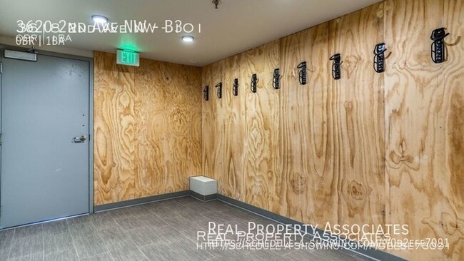 Building Photo - 3620 2nd Ave NW