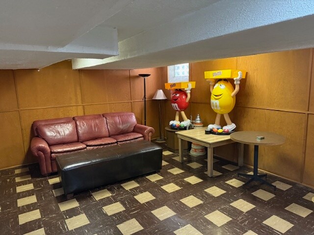 Building Photo - 18011 Northlawn St