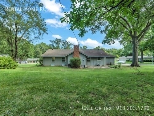 Building Photo - 6001 W 79th St