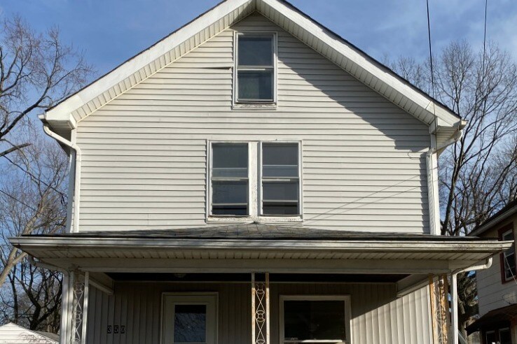 Building Photo - 350 Laird Ave NE