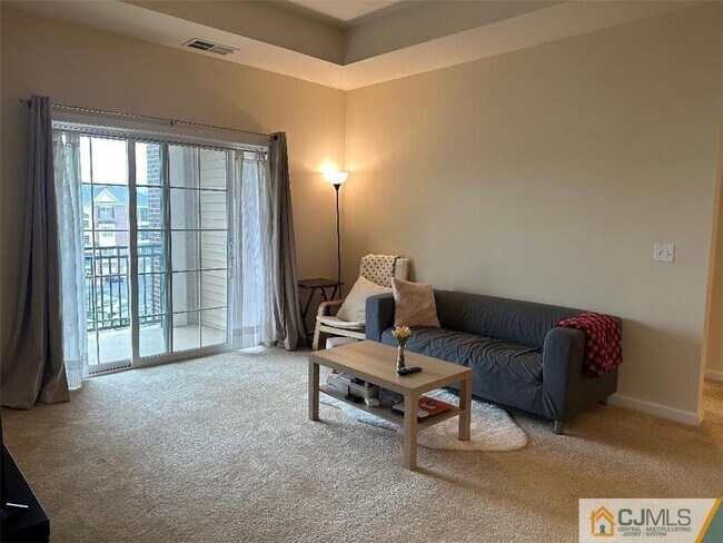 Building Photo - 746 Liberty Ct
