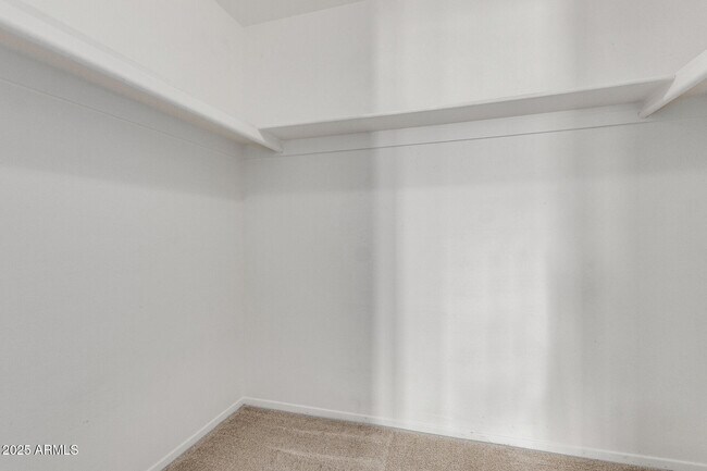 Building Photo - 540 N May