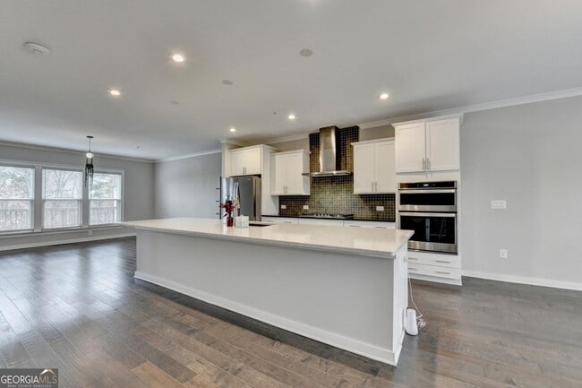 Building Photo - 2083 Holtz Ln