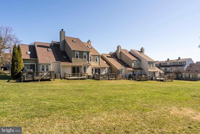 Building Photo - 506 St Albans Ct