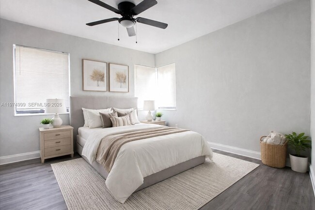 Building Photo - 320 SW 29th Rd