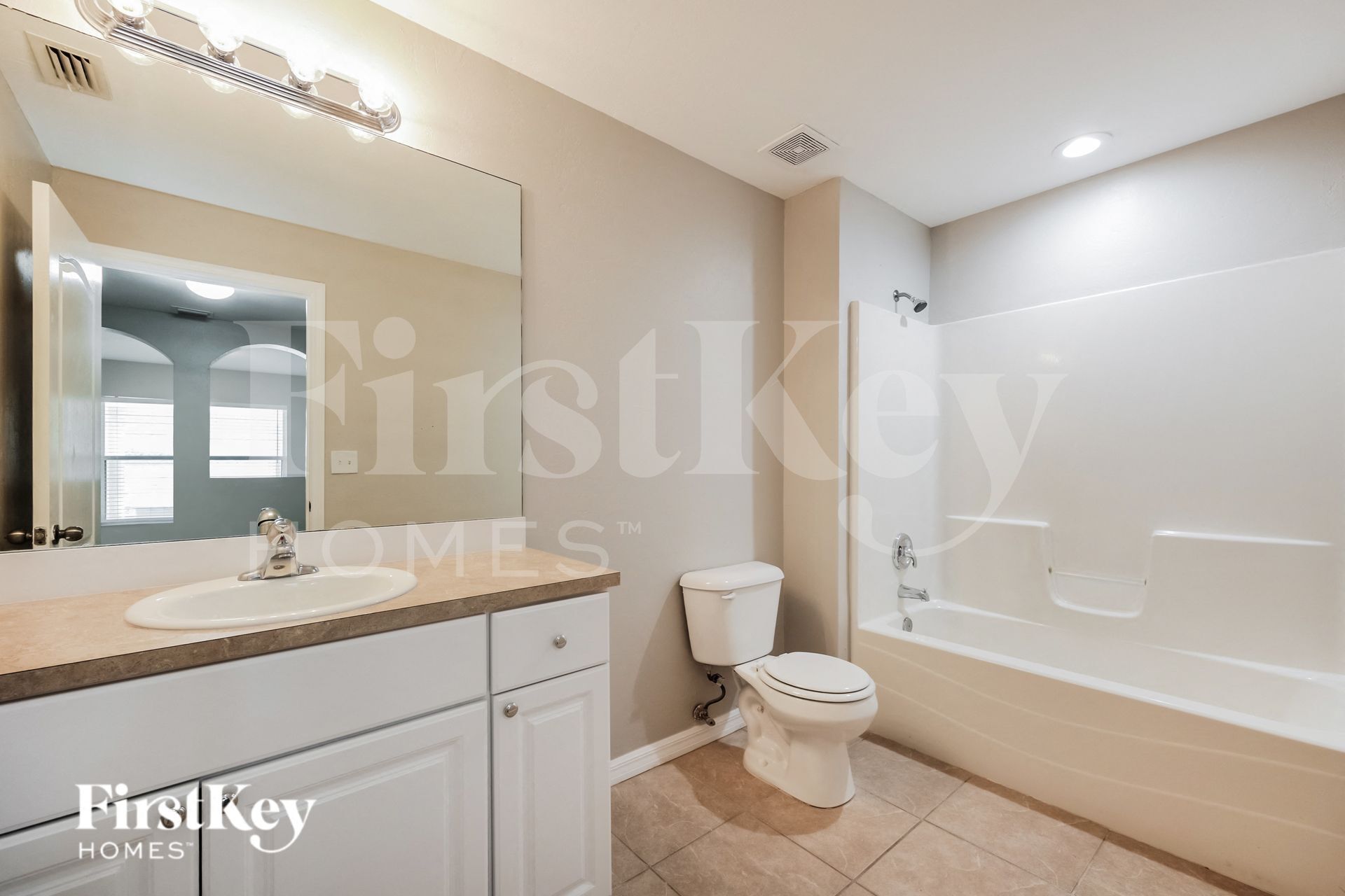 Building Photo - 1933 NW 17th Terrace