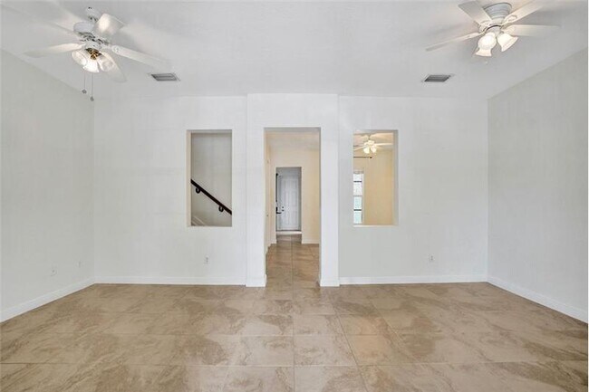 Building Photo - 8308 NW 9th Ave