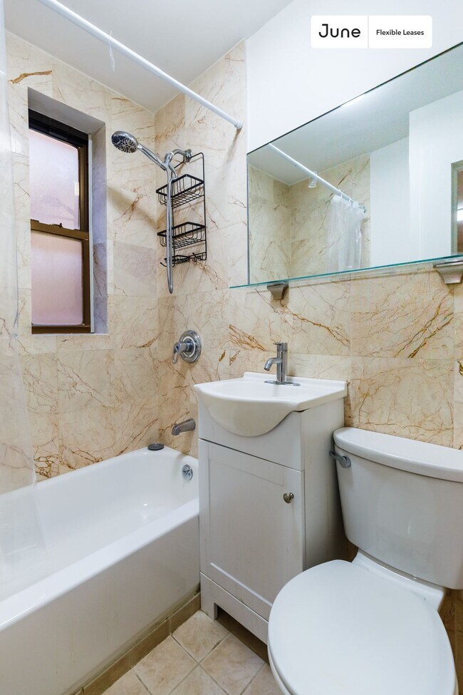 Building Photo - 531 W 48th St