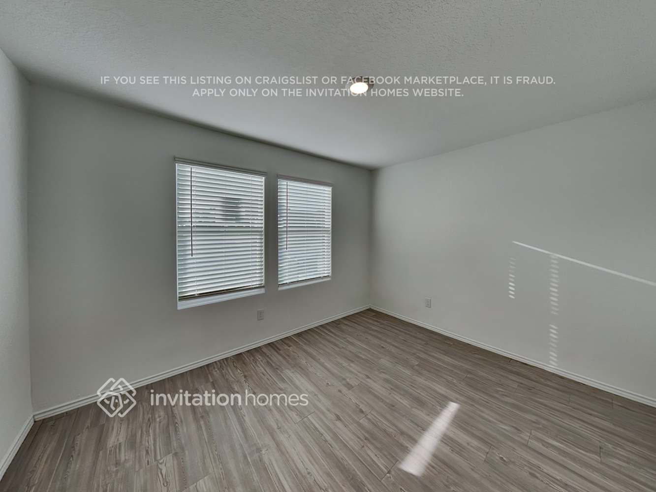 Building Photo - 14331 Estuary Pl