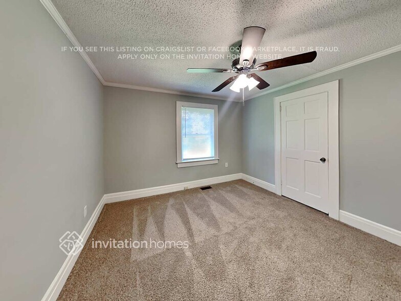 Building Photo - 104 Sunset Dr