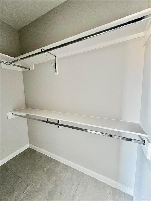 Building Photo - 12 Indian Creek Ave