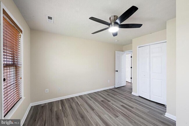 Building Photo - 35184 Pheasant Ridge Rd