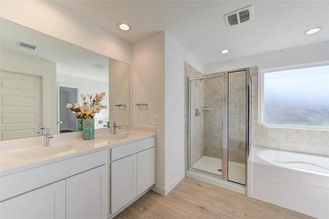 Building Photo - 2808 Misty Elm Ln