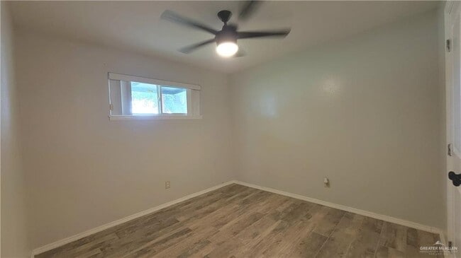 Building Photo - 25 S 15th Ave