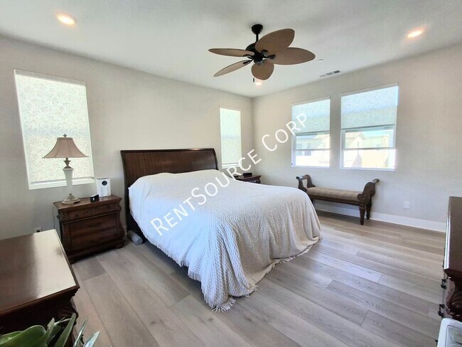 Building Photo - 26995 W Meandering Trail Pl