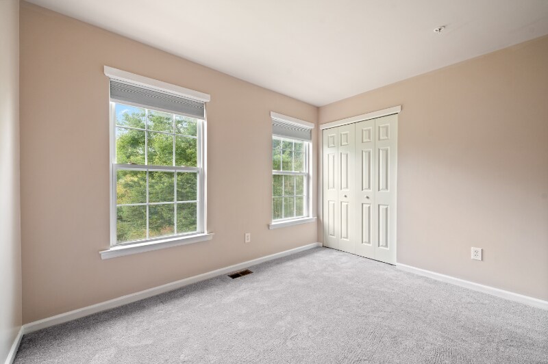 Building Photo - 1408 Black Walnut Dr